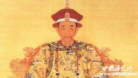 开乾清盛世千古一帝康熙，两度立废太子，引发争储风波