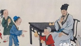 那个小时候让梨的孔融最后怎么死的？