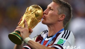 “小猪”施魏因施泰格宣布退役