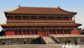 揭秘：专家维修故宫地砖时发现的一个秘密