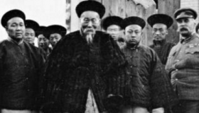 清末李鸿章的官职，相当于如今什么级别