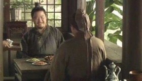 贾雨村为什么对助他的甄士隐不辞而别