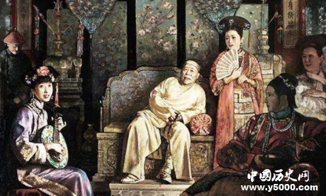 清朝灭亡后，爱新觉罗为什么大多数都改姓了