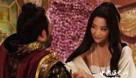 步步生莲：南齐萧宝卷宠妃潘玉儿