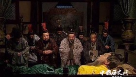 曹操临死前分香卖履的故事