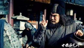 张飞被刘巴轻视的故事