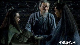 刘备托孤诸葛亮和李严的原因