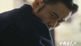 司马懿鹰视狼顾的典故