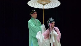 关汉卿《拜月亭》介绍