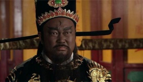 包拯智破金钗银簪案的故事