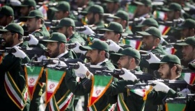 伊朗为什么有两支国家军队