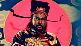 包拯为什么可以穿龙袍