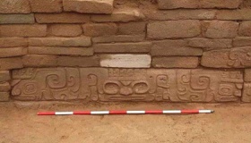 陕西发现遗址石雕