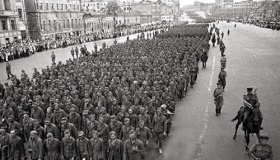 二战中德国中央集团军和日本甲级师团谁更厉害