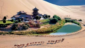 哈拉奇水域干涸三百年后重现 被誉为敦煌西湖