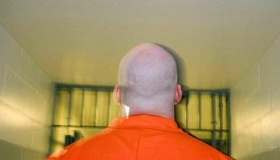 古人为什么给犯人剃光头