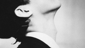 男人为什么有喉结