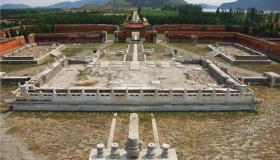 康熙的陵墓竟然有四十八个嫔妃陪葬