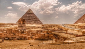 胡夫金字塔：建筑界奇迹 最大金字塔