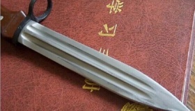 三棱刺刀到底有多厉害