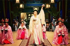 古代皇帝真的三宫六院七十二妃吗