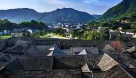 布依族建筑有什么特色