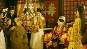 红楼梦中贾母和刘姥姥为何长寿