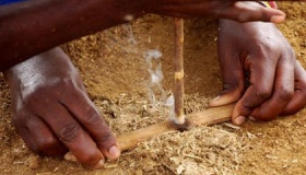 钻木取火：人类历史上的第一发明