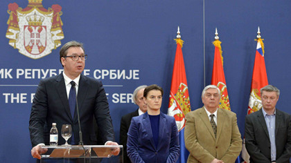 塞尔维亚总统是谁_塞尔维亚总统武契奇简历_中国历史网