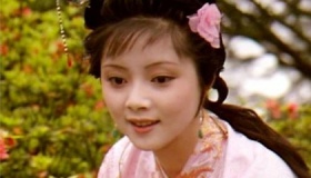 薛宝钗服饰风格分析