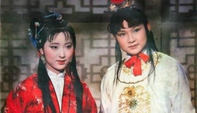 林黛玉和薛宝钗的关系如何