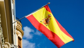 西班牙的国旗是什么样子的