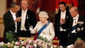 英国女王和首相的区别