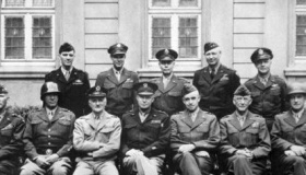 美国为什么让菲律宾独立