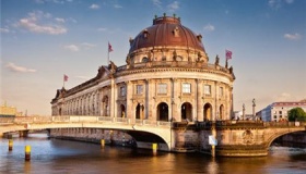 德国是什么民族为主