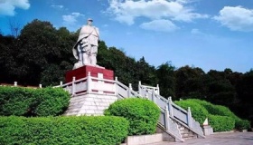 抗日名将左权将军简历