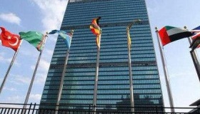 联合国总部设在美国的什么市