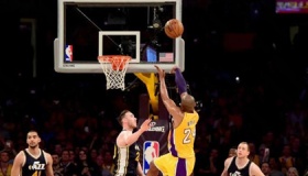 科比退役四周年