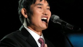 大衣哥怎么出名的