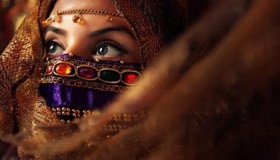 阿拉伯女人为什么戴面纱