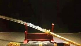 古代的宝剑为何能够削铁如泥