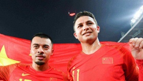 国足归化球员最新进展 可组“魔幻四重奏”