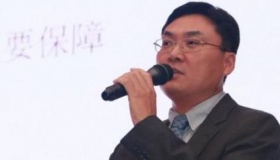 鲍毓明发文十问涉事女孩是怎么回事