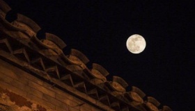 今年最后一次超级月亮7日现身 一定要抓住最后一次机会！